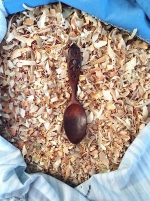 9ème cuillère de 2023 : Cuillère en pommier cuite au four.