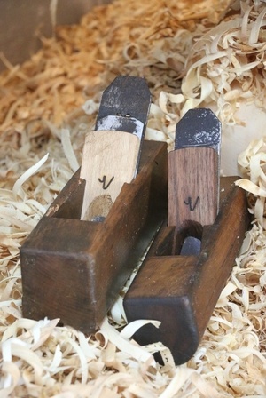 Restauration et modification jeu de rabot anciens destinés au feu
