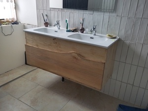 Le meuble à vasque de ma salle de bain