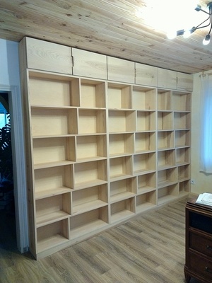 Bibliothèque en frêne massif