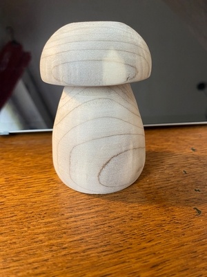 Champignon en bois ouvre bouteille