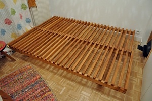 Banquette lit inspirée de Pierre Chapo