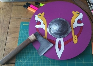 Bouclier et hache viking (pour enfants)