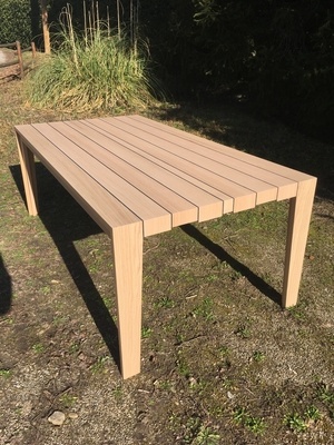 Grande table de salle à manger en chêne rouge