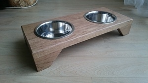 Support de gamelles pour chat ou chien