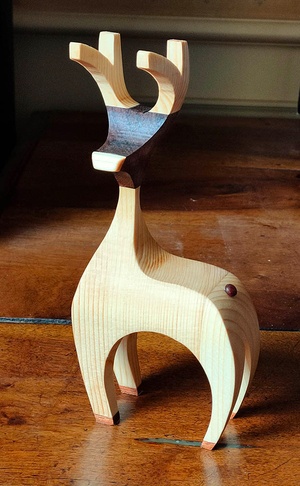 Un caribou à la mode Nick Engler