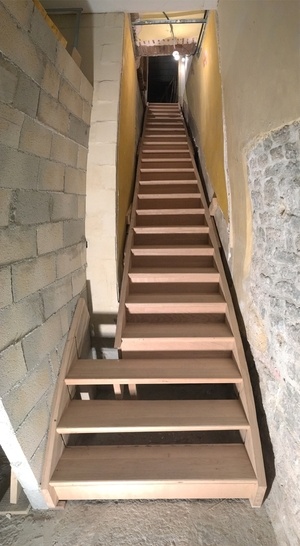 Escalier chêne avec contremarche