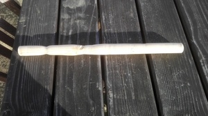 Un bout de bois rond!