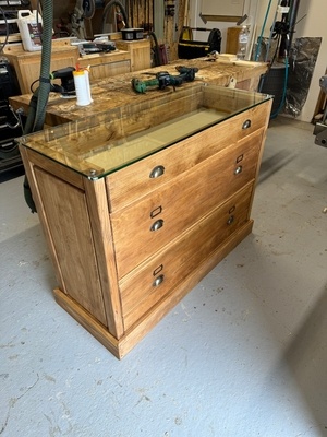 Meuble vitré 3 tiroirs