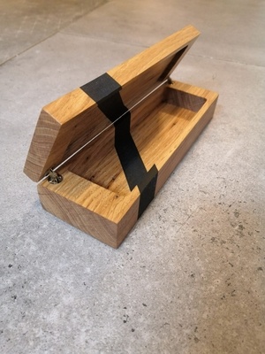 Boite, trousse en bois