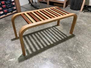 Banc laméllé-collé