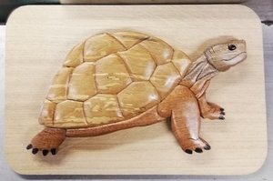 Une tortue en intarsia