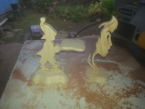 Figurines chantournées