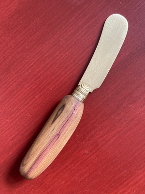 Manche de couteau à beurre en lilas