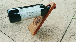 Support bouteille vin fait quand j'avais 14 ans