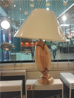 Lampe balon de rugby