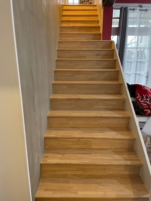 Habillage escalier béton