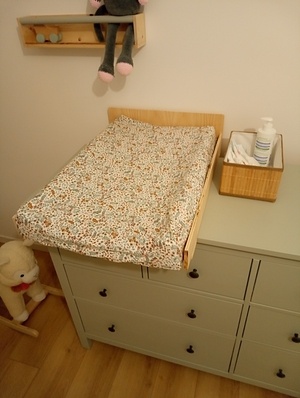 Plan à langer pour commode