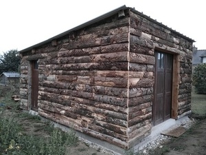 Garage ossature bois et bardage croute de pin