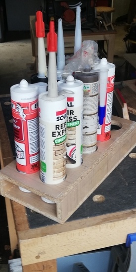 Support pour cartouche silicone, colle, etc