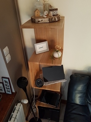 Étagère moderne en chêne