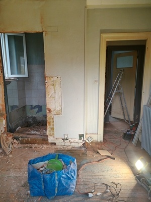 Rénovation appartement, Pose cuisine et mobilier sur mesure