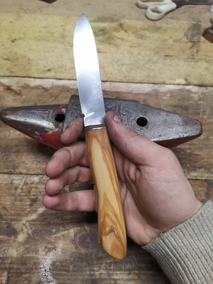 Couteau sur soie pour avoir sur soi