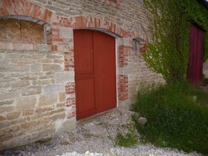 Vue extérieure, peinture a l'ocre