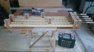 Serre-joints paralleles