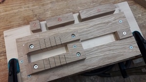 Gabarit pour casse-têtes de type Burr