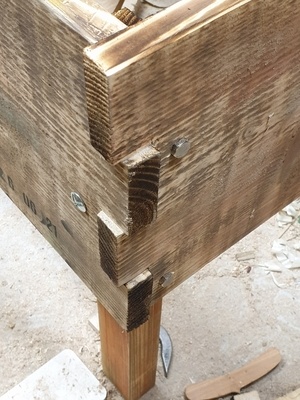 Jardinière bois à monté