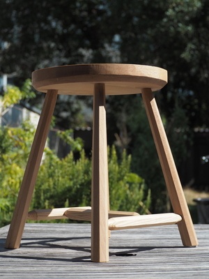 Tabouret issu de « The Anarchist Design Book »