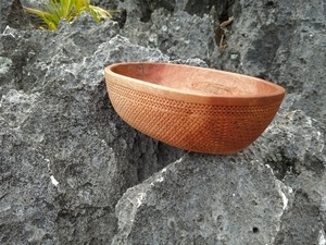 Bol ovale sculpté - petit Umete