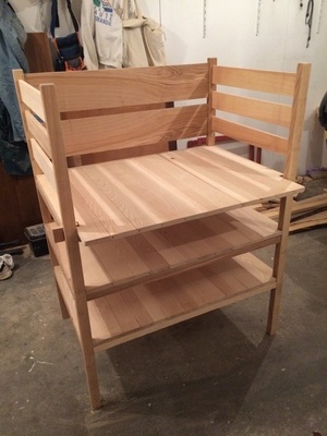 Table à langer d'inspiration "piklerienne"