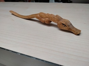 Pic à cheveux Dragon.