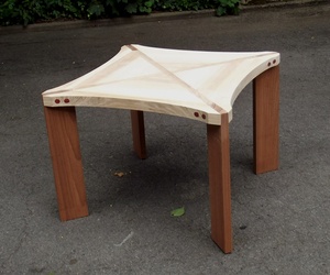 Petite table