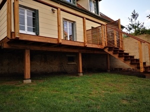 Terrasse bois sur pilotis- platelage exotique Ipé.