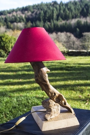 Lampe en bois flotté