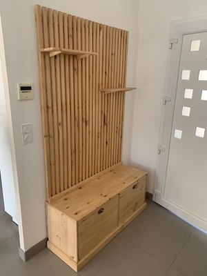 Meuble à chaussures pour entrée de maison