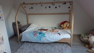 Encore un lit cabane, mais...