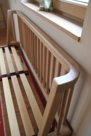 Lit avec sommier métallique