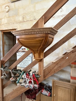 Arêtier cintré sur plan mixtiligne avec face bombé