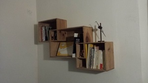 Etagère en caisses de vin