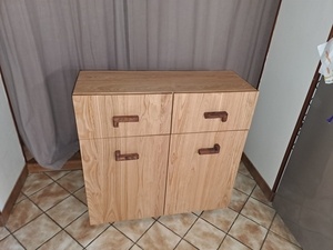 Meuble cuisine: intégration poubelles