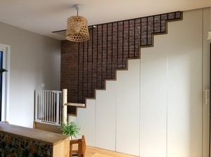 Escalier avec coffre sous palier