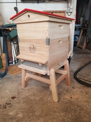 Ruche Dadant toit chalet