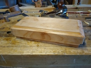 Boite à pierre à huile