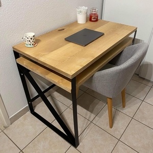 Petit bureau en frêne