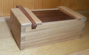 BOITE aux outils à main