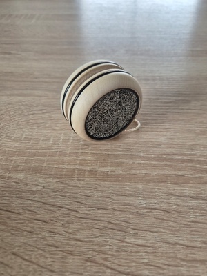 Yoyo en bois d'erable et epoxy pailletée